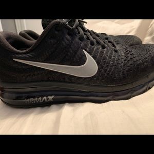 Nike AirMAX Size 9